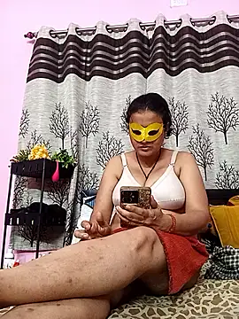 Gullapi Show in webcam