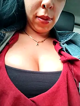 Luianna's Live XXX Chat