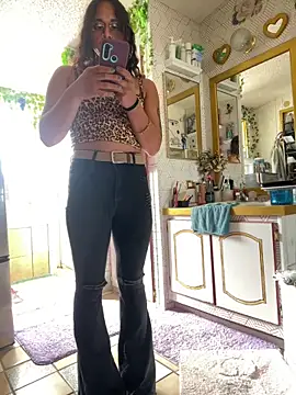 TranSexualJade95: онлайн-секс-чат