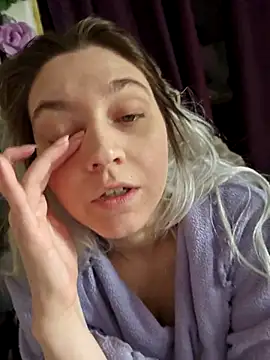 Chat +18 de ScarletCallings_420 ao vivo