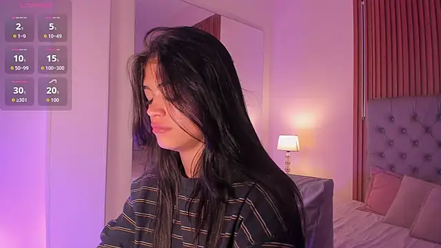 Онлайн чат XXX LiaSalvatore