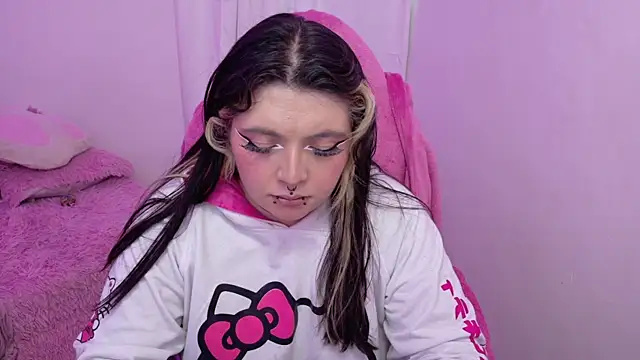 دردشة Sachi_Meow الجنسية المباشرة