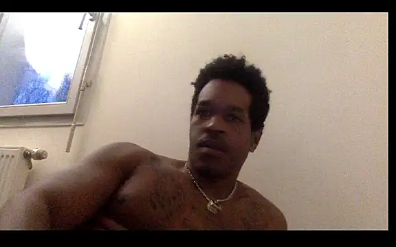 Guiltee: онлайн-секс-чат