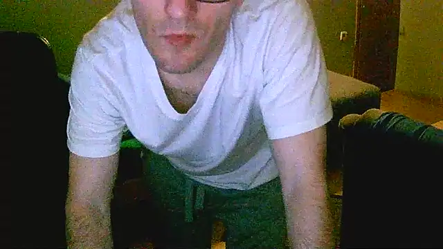 dado-hot12: онлайн-секс-чат