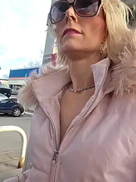 Chat +18 de BeautifulMeFire23 ao vivo