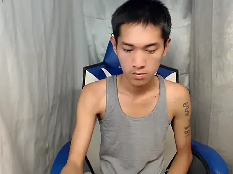 riks_tylerのウェブカメラショー