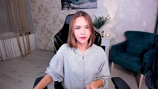 EllaCurtis Adlı Modelin Web Kamerası Şovu