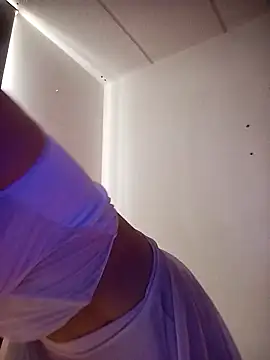 _aish_aのライブXXXチャット