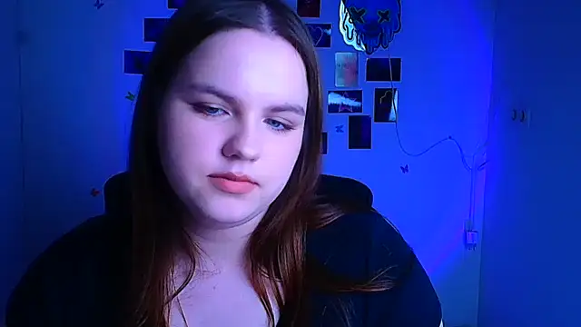 Kitty_Mia_Kitty élő XXX-chatje