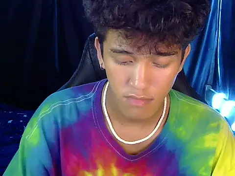 hugekenbigcock's Live XXX Chat