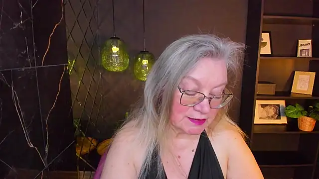 NataliMellow's Live XXX Chat