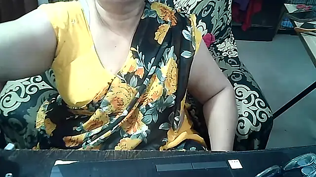 Punambhabisexy: διαδικτυακό σόου στην κάμερα