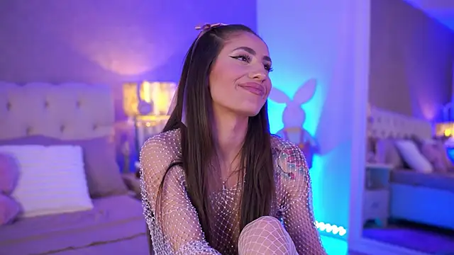 OhhAisha élő XXX-chatje