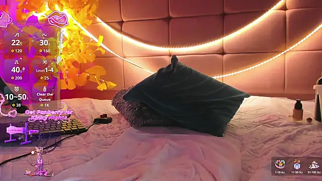 ZoeBruneet: онлайн-секс-чат