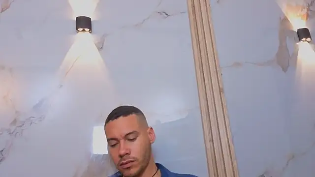 Aron_and_molly's Live XXX Chat