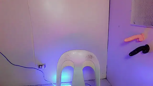 Chat XXX en directo de ChloeAsian