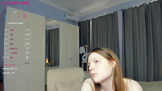 Chat XXX ao vivo de LavenderMitten