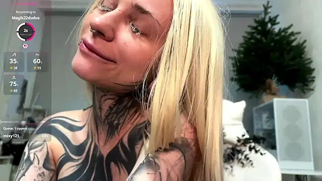 KizzieSherbert's Webcam Show