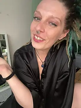 MenaDreadfull Pertunjukan Webcam