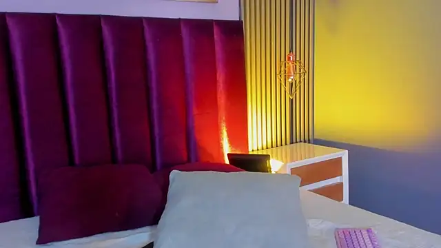 แชท XXX สดของ LauraAristizabal