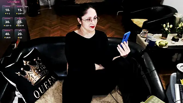 Imperatriza Adlı Modelin Canlı XXX Sohbeti