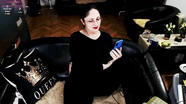 Imperatriza élő XXX-chatje