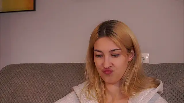 دردشة AngelicRice الجنسية المباشرة