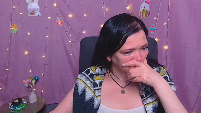 دردشة LauraFinn الجنسية المباشرة