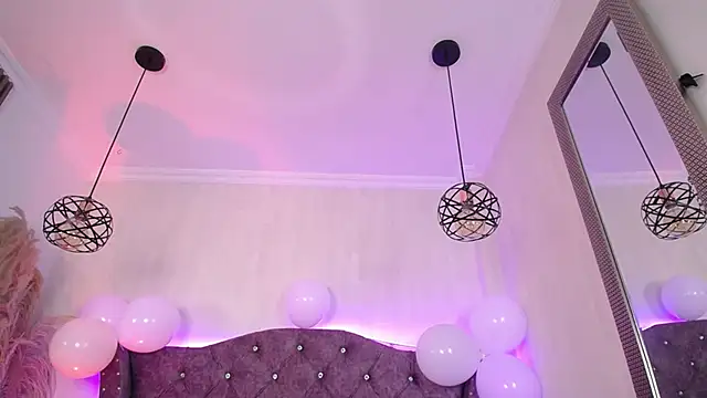 XXX chat uživo modela Lizza_Jones