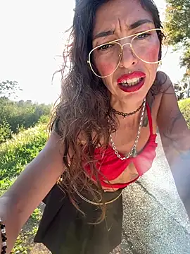 Chatroom XXX en direct de Lalla_Amani