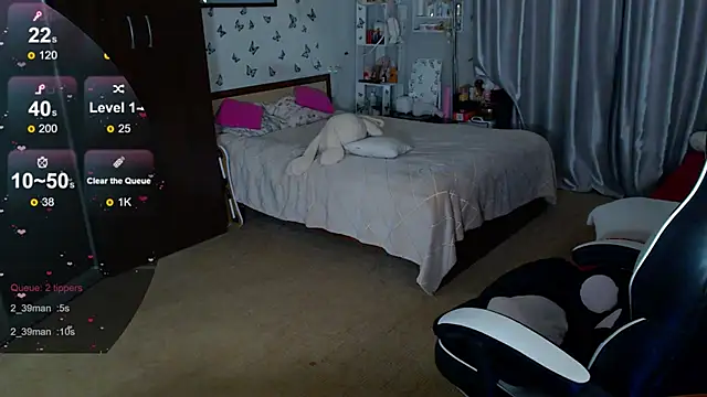 Kira_honeyy: онлайн-секс-чат