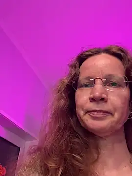 Chat +18 de AnnikaRose ao vivo