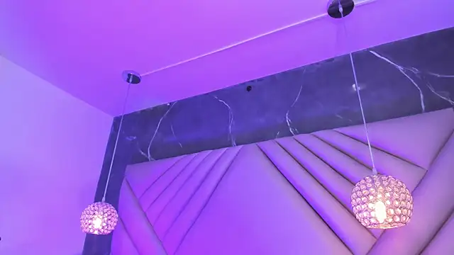 Ibbie_drastic 即時 XXX 聊天