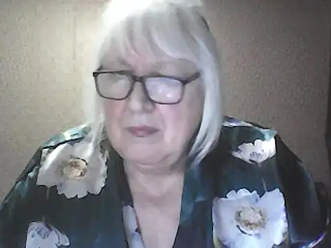 Alexia64231's Live XXX Chat