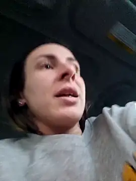 Chat +18 de GroaningJute ao vivo