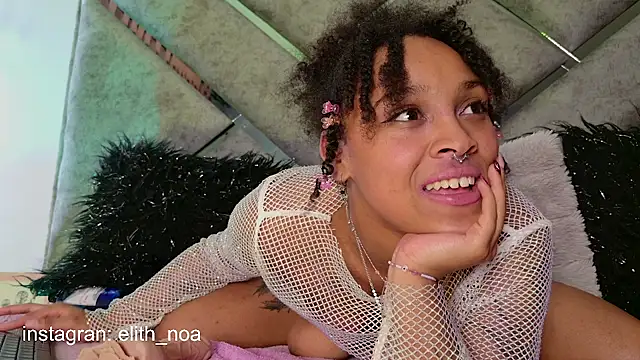 Czat XXX na żywo – Elith_noa