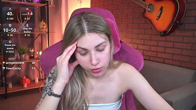 EllieCutes Chat XXX live