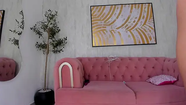 Krissi_latore's Live XXX Chat