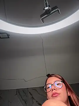 sara_calderon Live XXX-chat