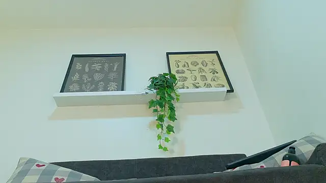 RiriiBrunette__'s Live XXX Chat