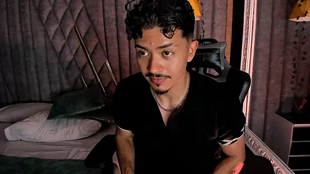 NicolaiKarav – Naživo XXX chat