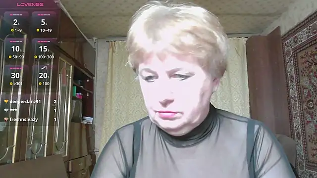 Casey_peach élő XXX-chatje