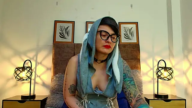 kat_paradise's Live XXX Chat