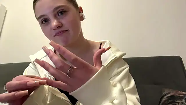 Delia_cute: απευθείας συνομιλία ΧΧΧ