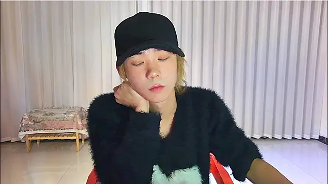 wumei-001 – Naživo XXX chat