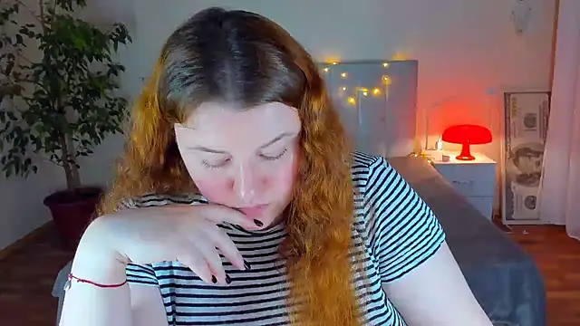 PolinaSalvatore élő XXX-chatje