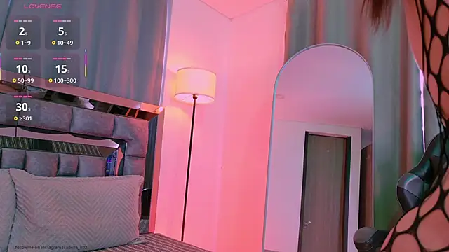 Bella_Clark2 现场XXX聊天