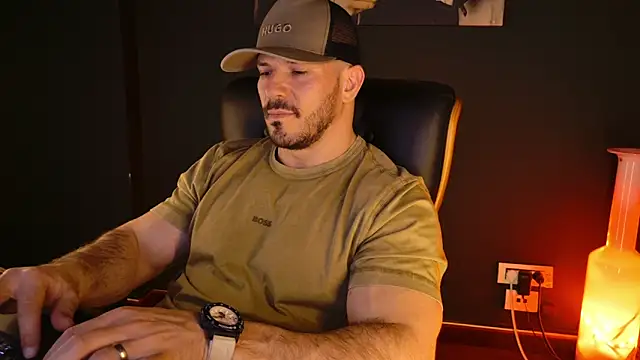 Chatroom XXX en direct de AngeloEric