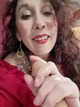 GypsyEsmeralda 라이브 XXX 채팅