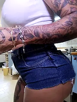 Alison_fitness Chat XXX live